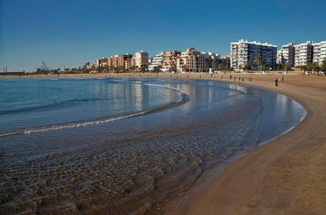 Uim Mediterraneo Pb America Wifi Sagunto Exterior foto